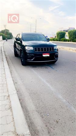 جیپ گراند شیرۆکی
